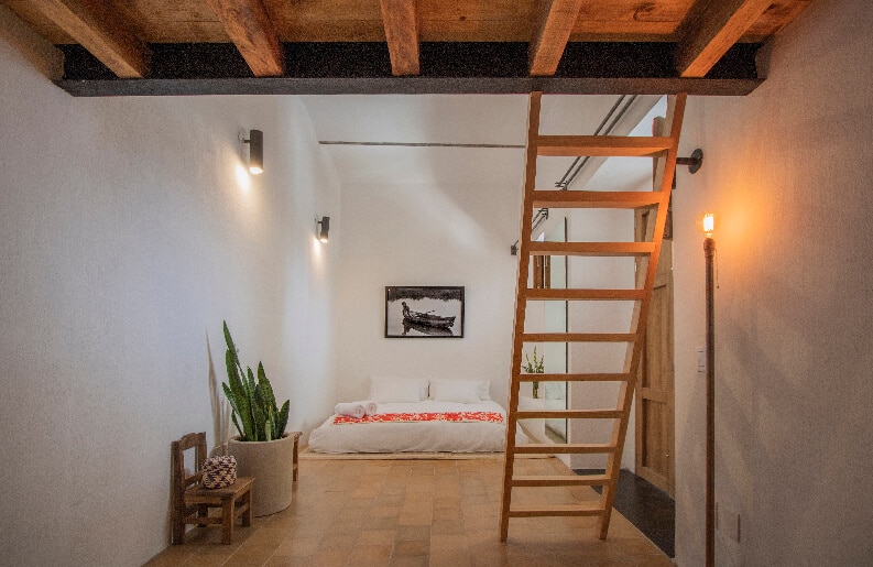 Hotel Sin Nombre