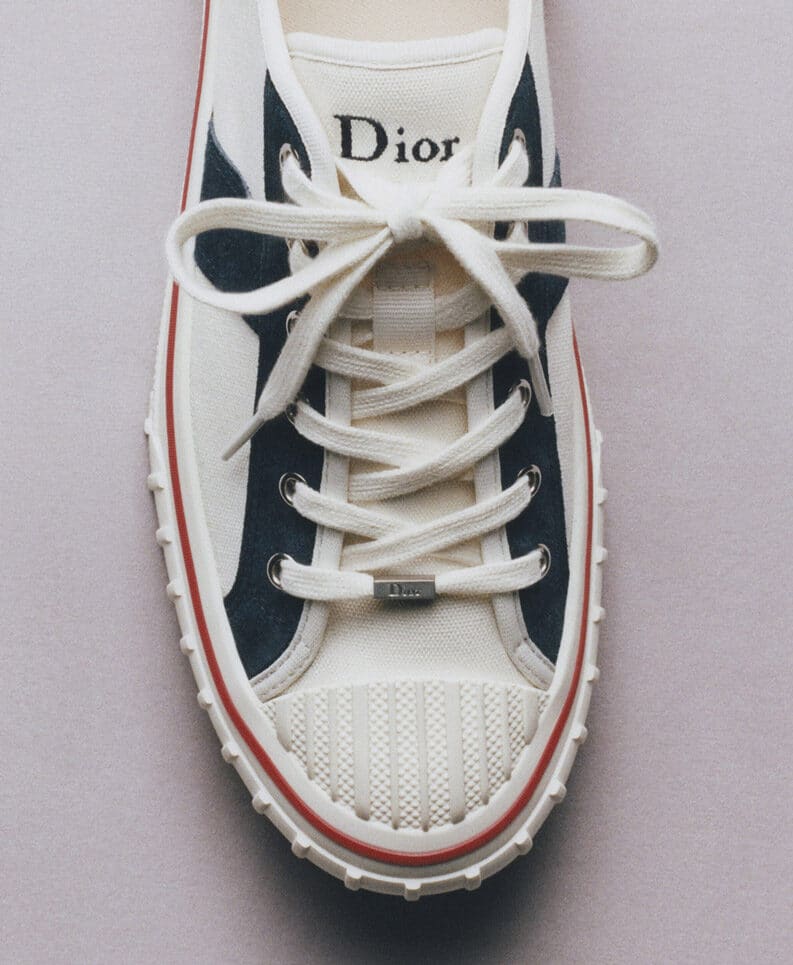 Jonathan Anderson reimagina el basketball trainer para Dior