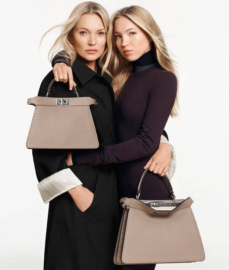 Peekaboo. Kate y Lila Grace Moss protagonizan la nueva campaña de Fendi