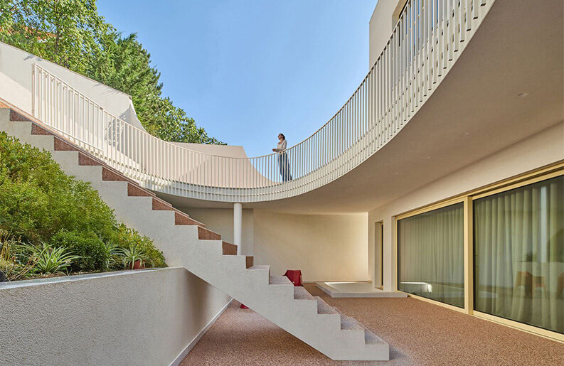 La Casa Galería by Maden Architects
