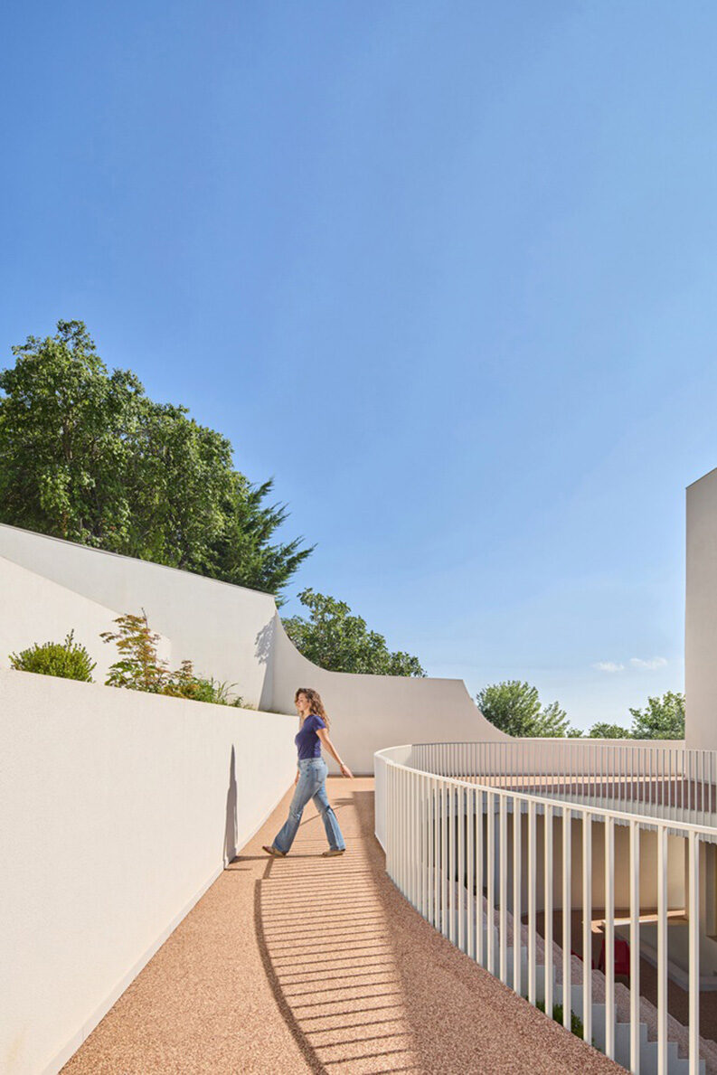 La Casa Galería by Maden Architects