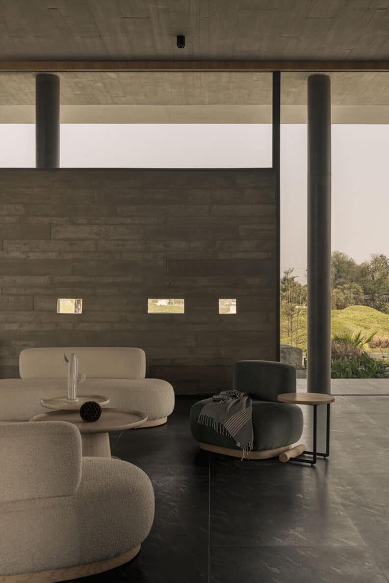 La Casa del Continuo by Squelette Design