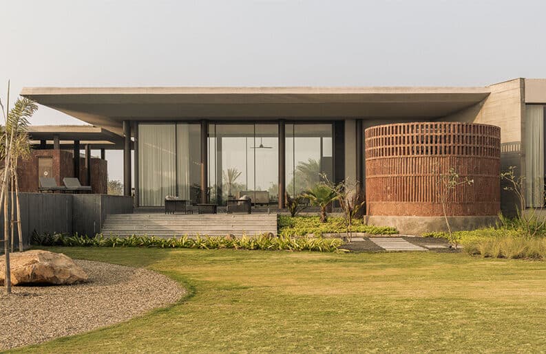 La Casa del Continuo by Squelette Design