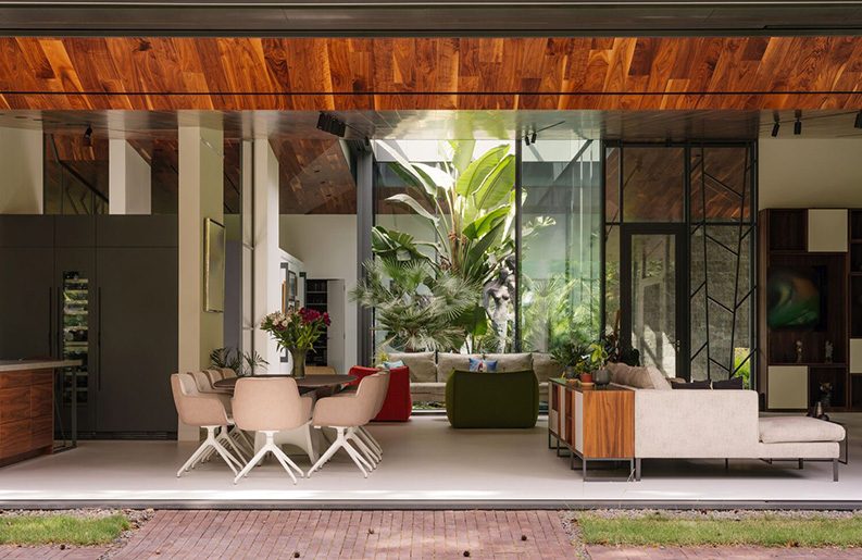 La casa de los viajeros by BBGK Architects, Katarzyna Mach