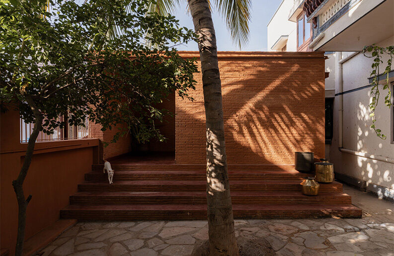 La historia de los ladrillos by Earthscape Studio
