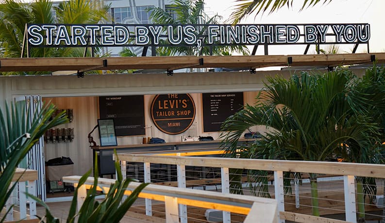 Levi's