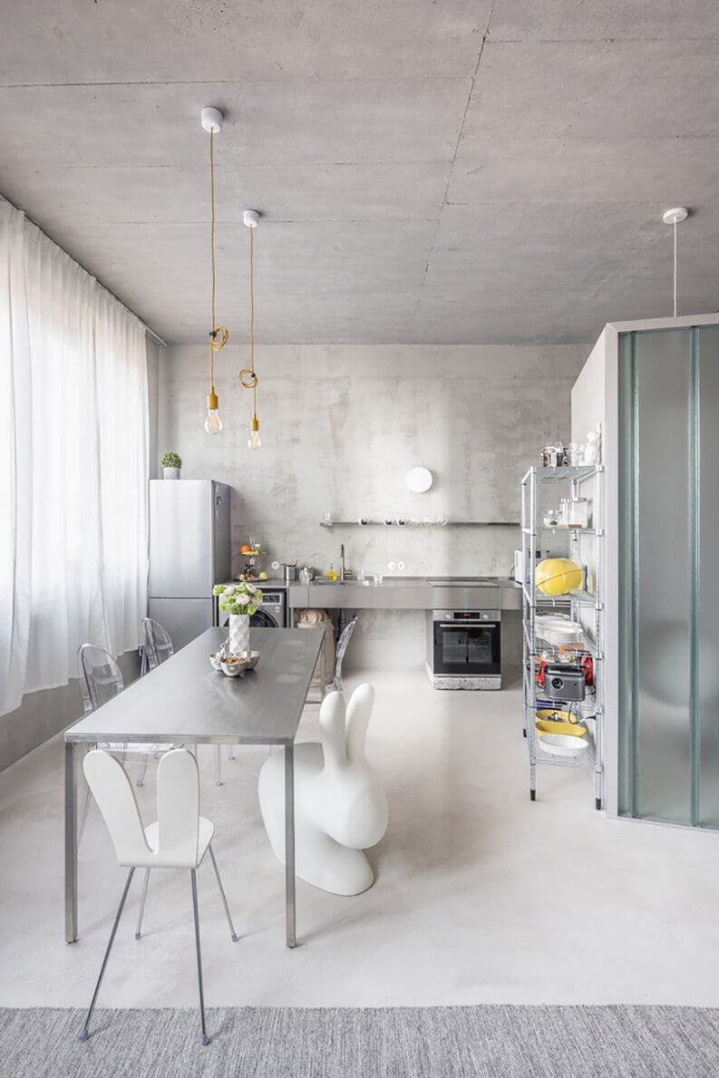 Loft, Kilo / Honc, Matej Hakár