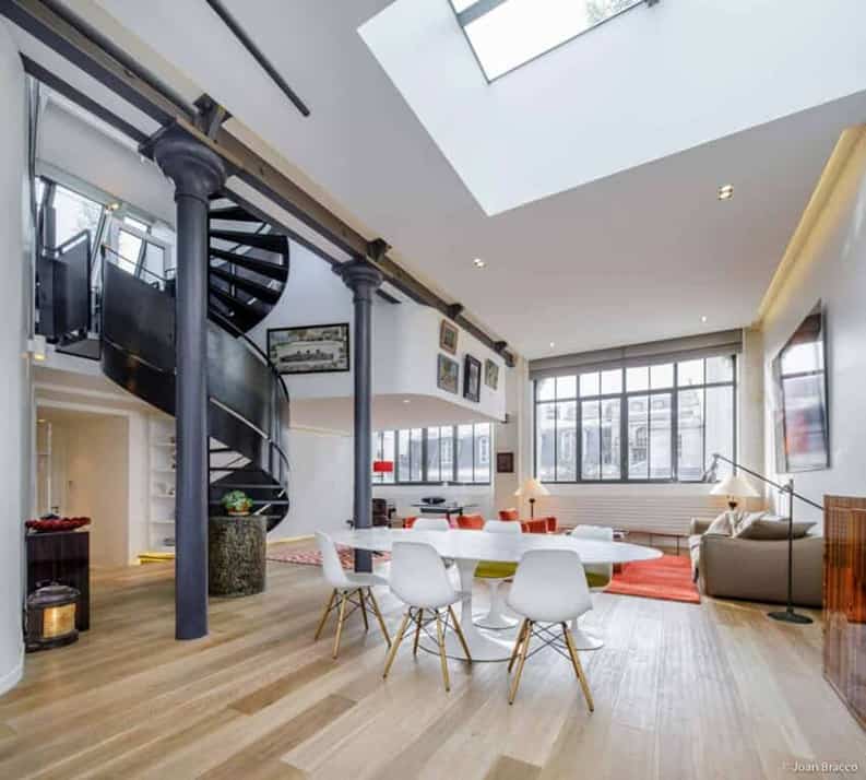 Loft Parisino, Joan Bracco