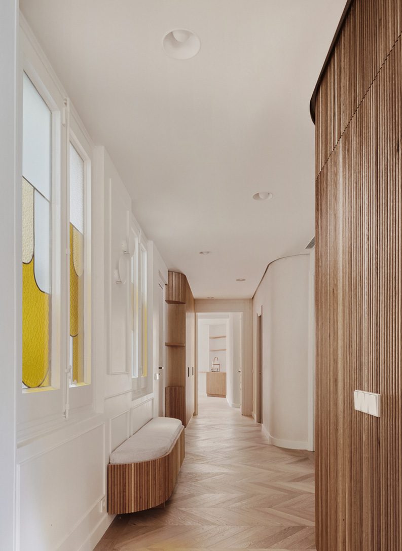 Long Flat by MIEL Arquitectos