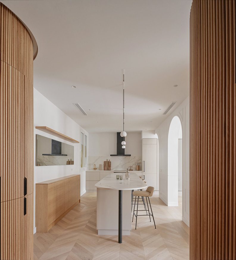 Long Flat by MIEL Arquitectos