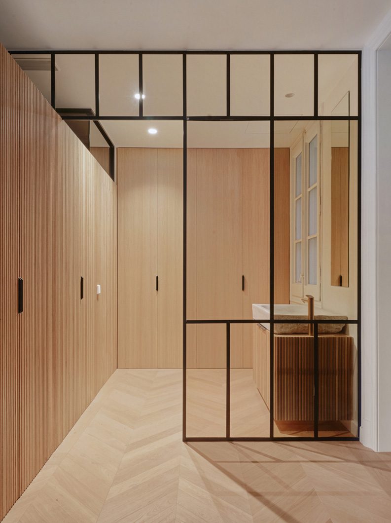 Long Flat by MIEL Arquitectos