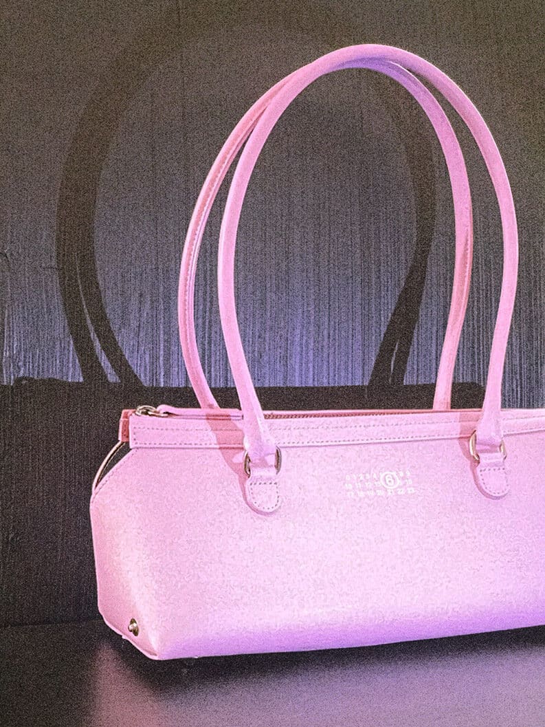 MM6 lanza la Bauletto en cuero