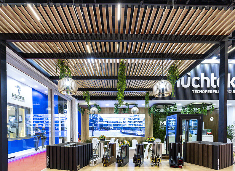 MUCHTEK refuerza su presencia regional con innovación, diseño y soluciones eficientes en PVC