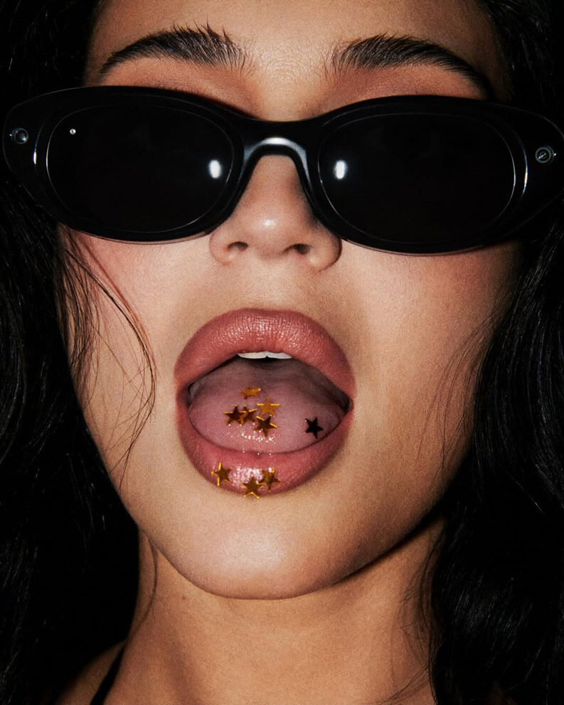 Meta Glasses by Kylie Jenner