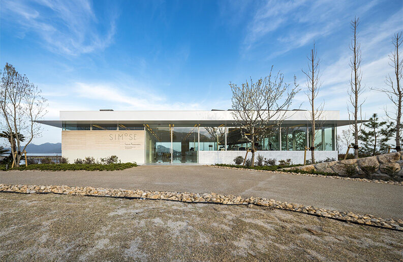 Museo SIMOSE by Shigeru Ban Architects