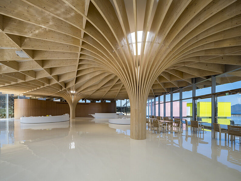 Museo SIMOSE by Shigeru Ban Architects