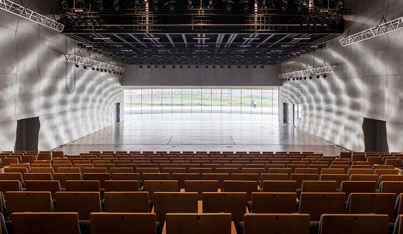 Ópera de Harbin by MAD Architects