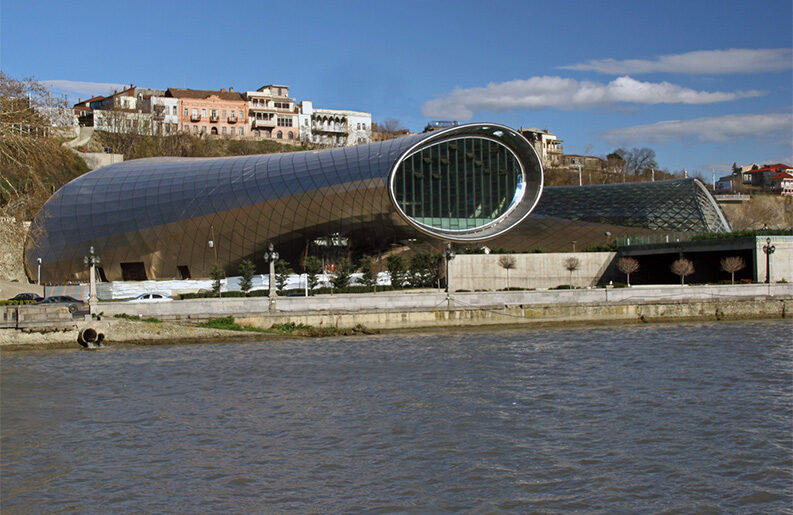 Parque Rhike by Studio Fuksas