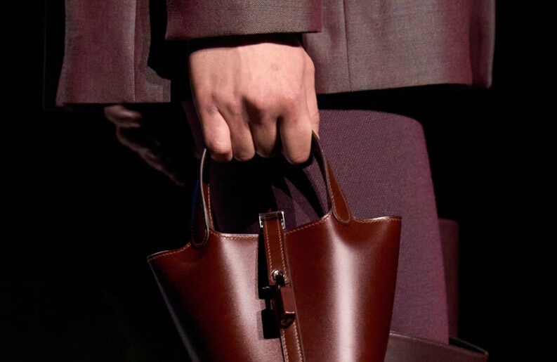 Por qué Hermès destruye bolsos en lugar de venderlos en oferta