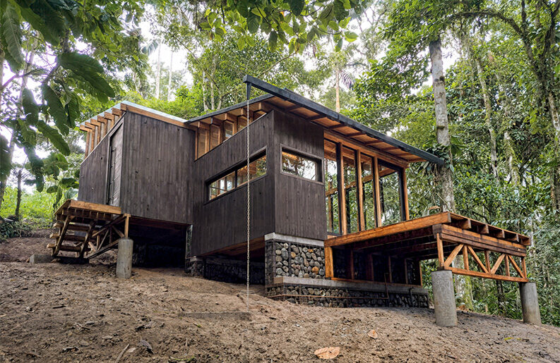 Refugio Chocó Pambil by Minqa Atelier