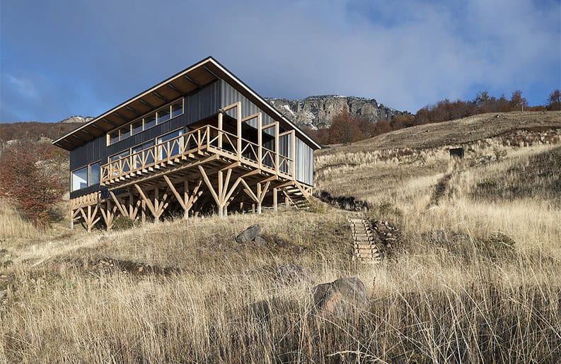 Refugio Monreal by SAA Arquitectura + Territorio
