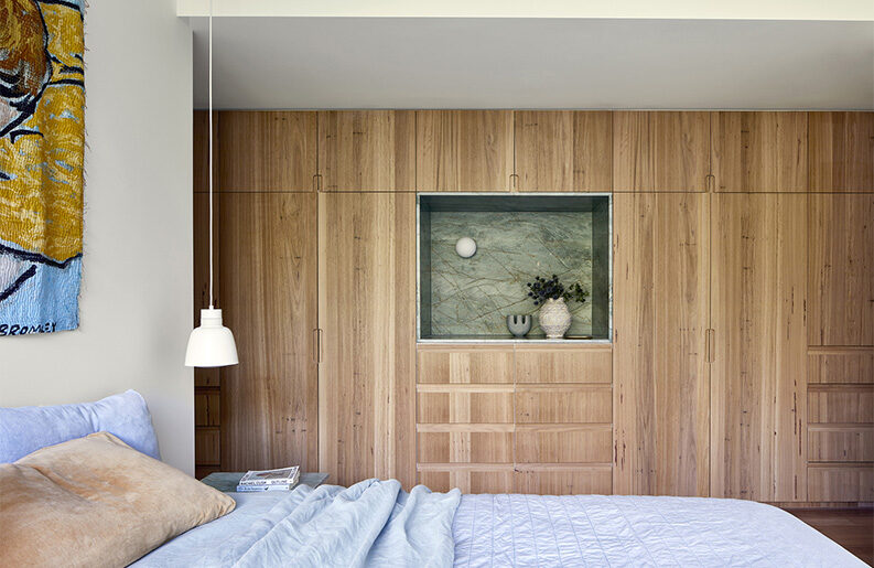 Residencia Fringe Dweller by Mihaly Slocombe