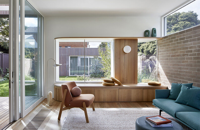 Residencia Fringe Dweller by Mihaly Slocombe
