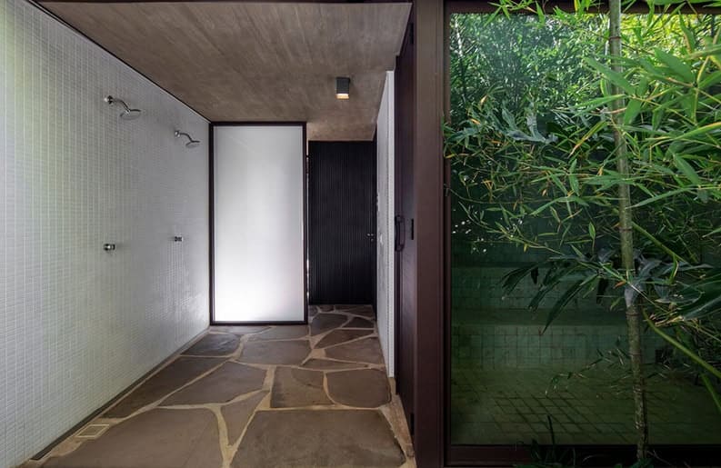Residencia Serra by Marcelo Couto Arquitetura, Rodrigo Oliveira Paisagismo