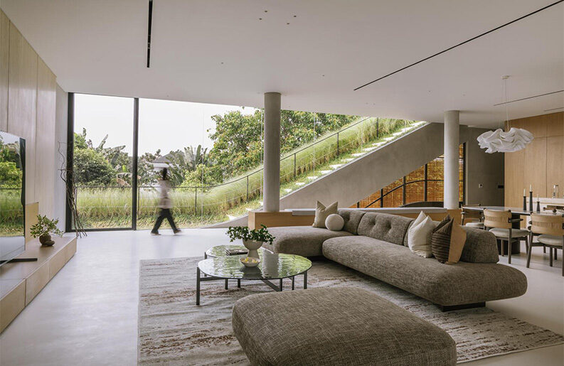 Residencia Split Mass by K-Thengono Design Studio