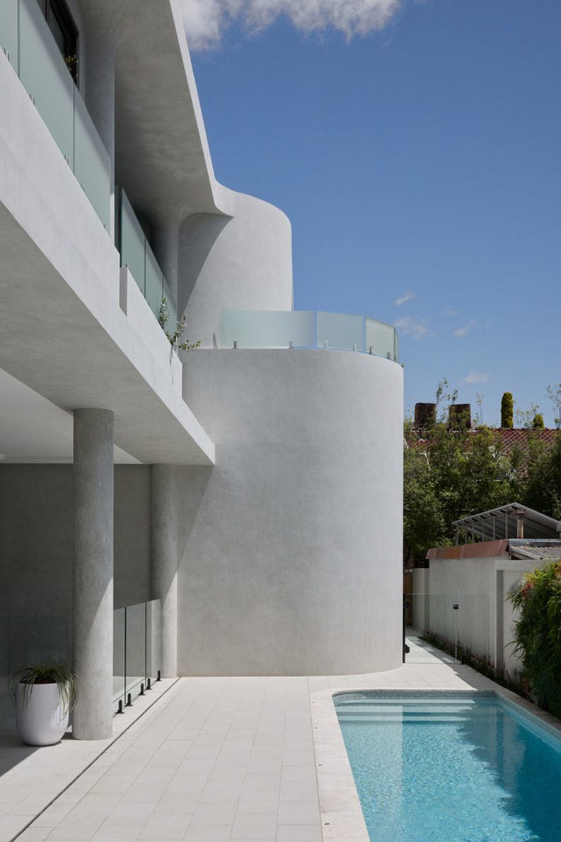 Residencia Thomas by Embrace Architects