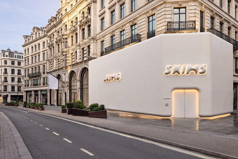 SKIMS Regent Street - desembarco en Londres