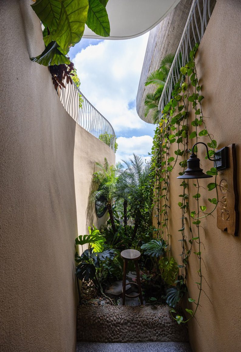 Saha Casa Boutique by Ho Khue Architects
