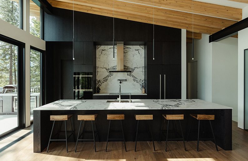 Shore House by Stanley Office of Architecture