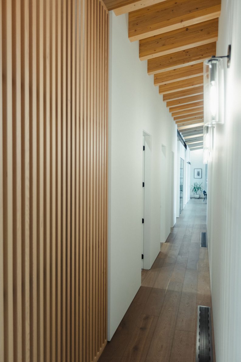 Shore House by Stanley Office of Architecture
