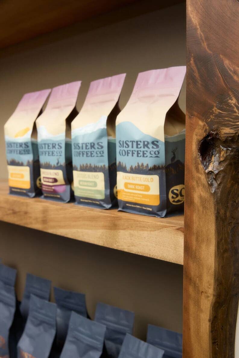 Sisters Coffee Jackstraw. Una cafetería donde la madera cuenta la historia del lugar
