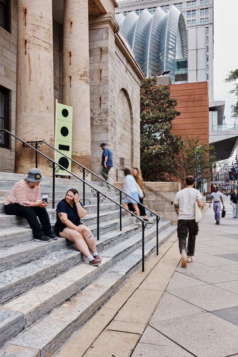 Sounds of Philadelphia. Una fachada histórica se convirtió en una sala de música al aire libre