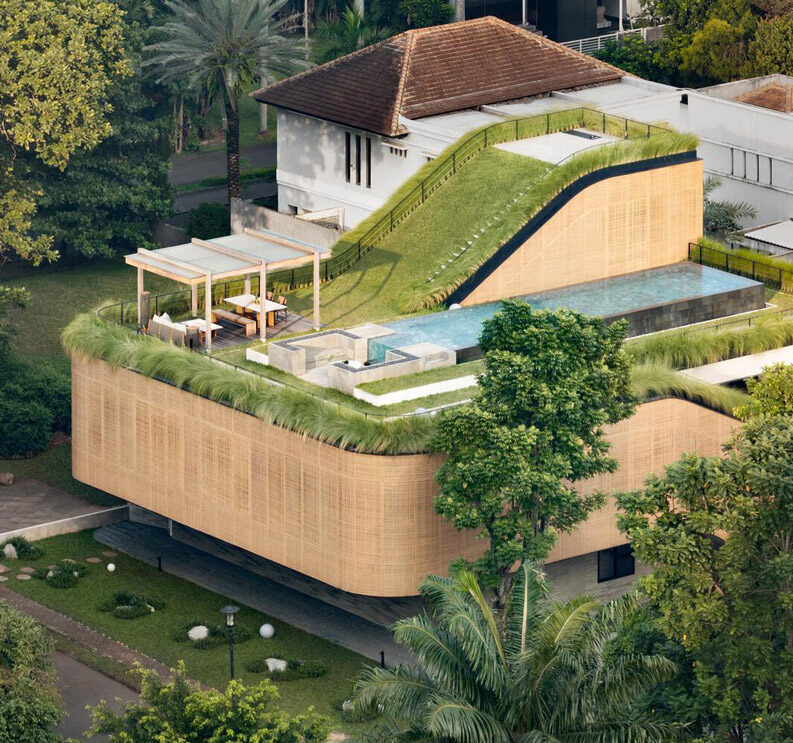 Residencia Split Mass by K-Thengono Design Studio