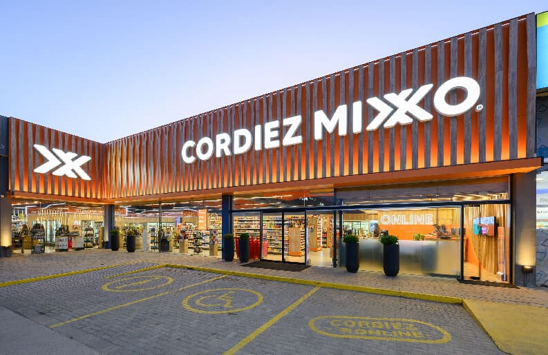 Supermercado Mixo Cordiez, Estudio Montevideo, Gonzalo Viramonte, Córdoba, Argentina