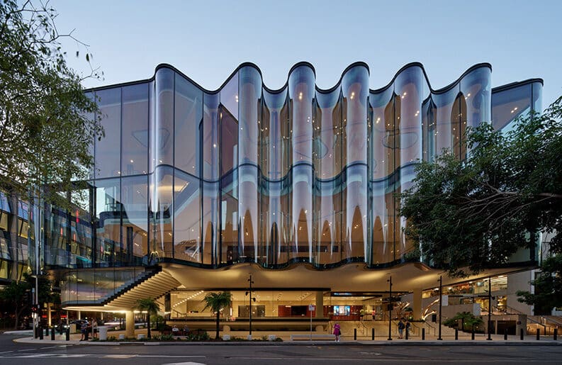 Teatro Glasshouse by Blight Rayner Architecture, Snøhetta