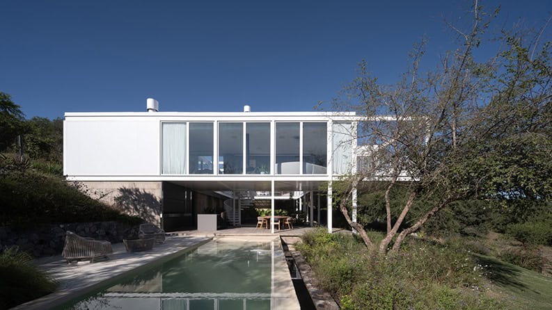 Villa 471. Una casa que se ubica en el corazón de las sierras