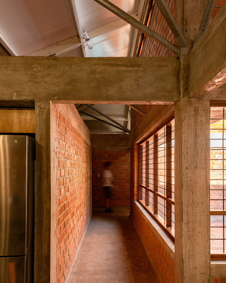 Villa E by Vásquez & López Arquitectos 