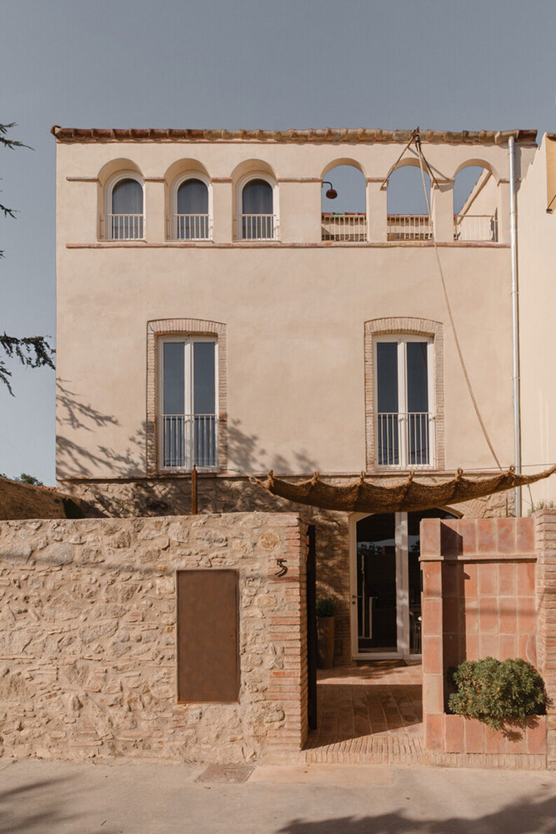 Vivienda La Fusteria by Clara Crous Arquitectura
