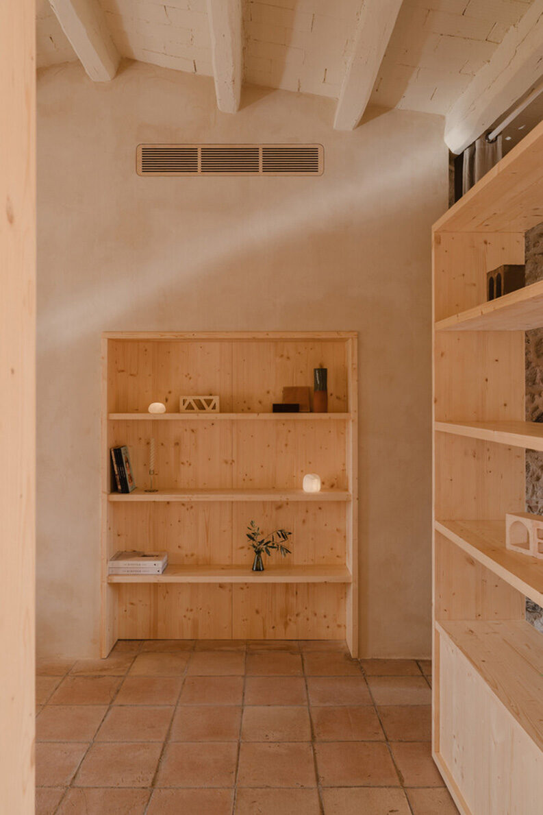 Vivienda La Fusteria by Clara Crous Arquitectura