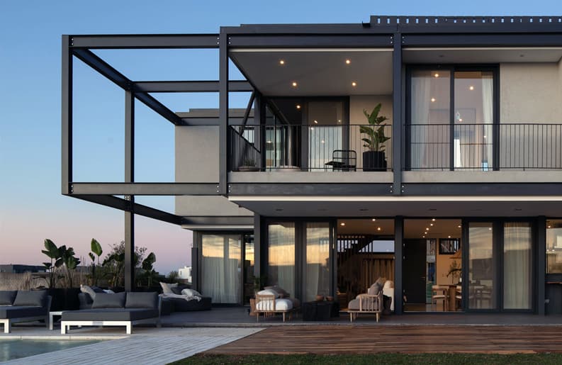 Showroom Casa MIES 314, IDERO