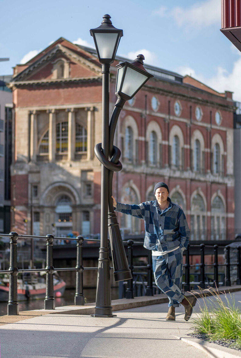 Alex Chinneck. El artista que dobla la ciudad a su antojo