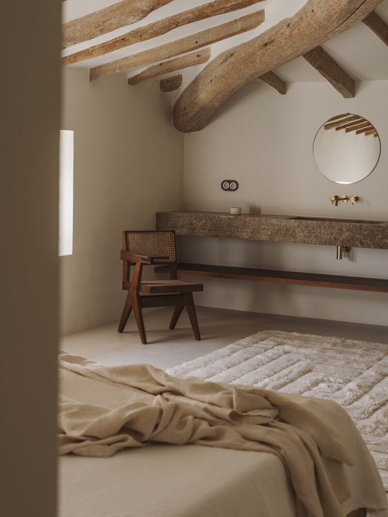 Born 10 by NORA studio