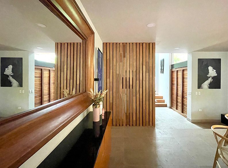 Casa 24 by Dionne Arquitectos