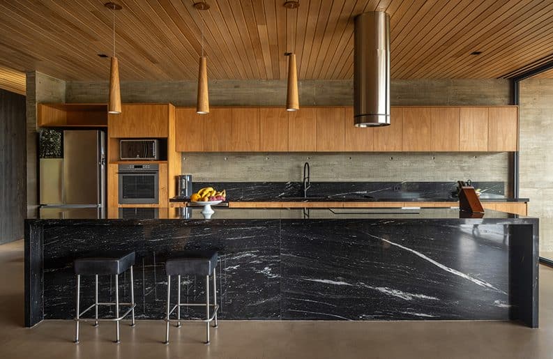 Casa 258 by Cornetta Arquitetura