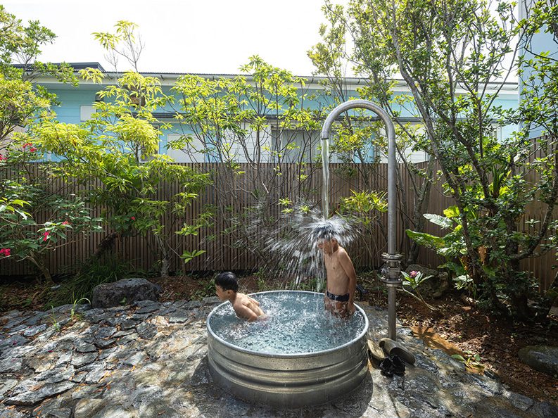 Casa AMAMI by Sakai Architects