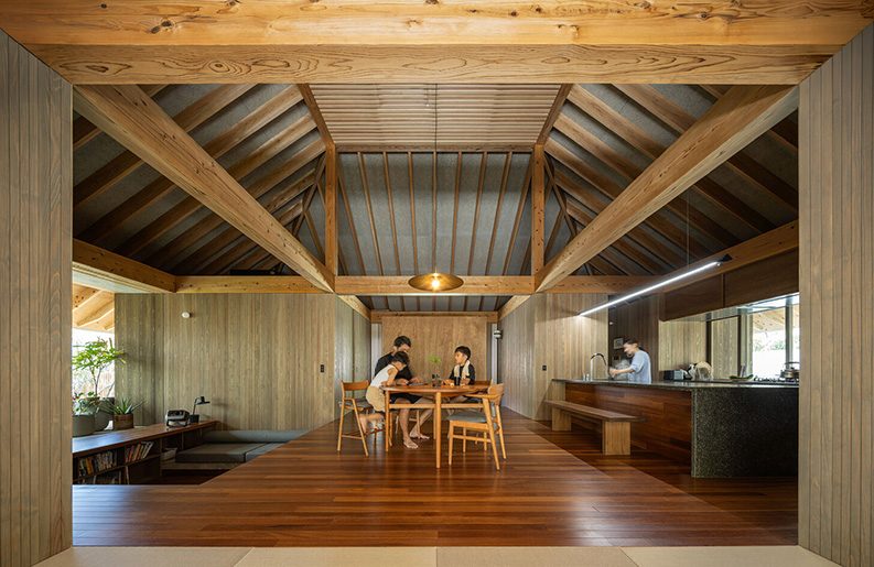 Casa AMAMI by Sakai Architects